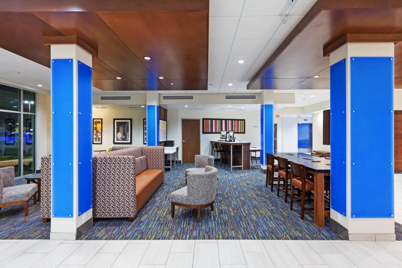 Holiday Inn Express & Suites Tulsa South - Woodland Hills By Ihg Exterior foto