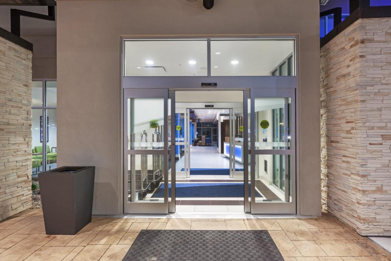 Holiday Inn Express & Suites Tulsa South - Woodland Hills By Ihg Exterior foto